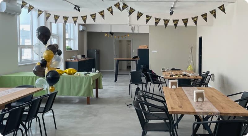 Inside the Roomly space
